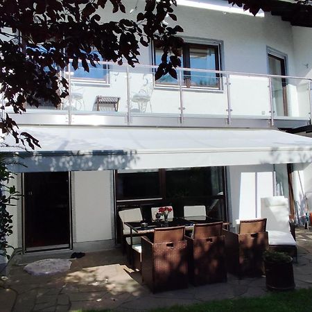 Elegant-Terraced-House-With-Bikes-Near-The-Lake-Children-At-Least-6-A-Old Starnberg Eksteriør bilde