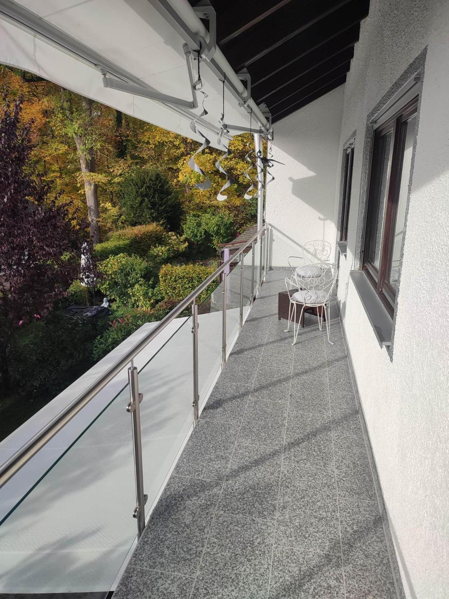 Elegant-Terraced-House-With-Bikes-Near-The-Lake-Children-At-Least-6-A-Old Starnberg Eksteriør bilde